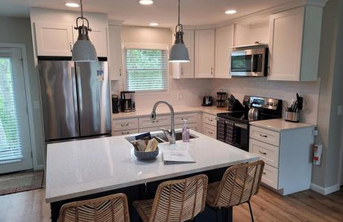 White Birch - Riverfront and Newly-Remodeled! - Foto 4