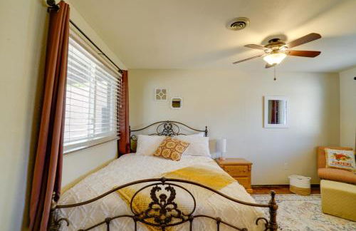 Chic Silver City Getaway with Patio and Gas Grill - Foto 16