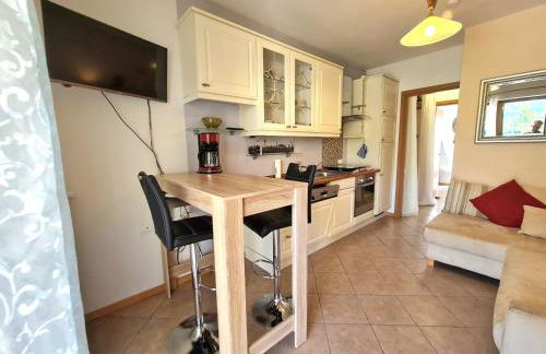 Casa MK & MK Ferienwohnung lake view swimming pool - Foto 12