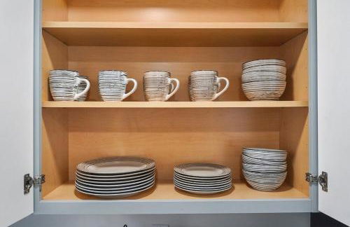 1 mile from the Beach Fire Pit, Patio, Parking! - Foto 20