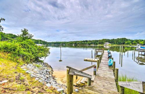Relaxing Riverfront Cottage with Boat Dock! - Foto 22