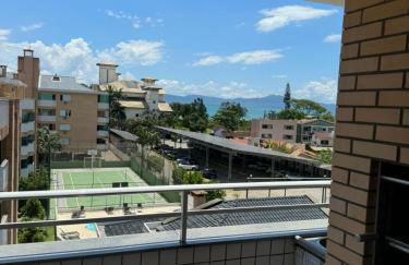 Refúgio na Praia Aguas de Cachoeira - Photo 1