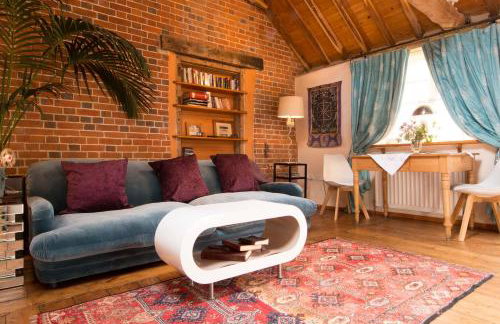 Snow Cottage laid back style with footpaths to a great Macro Brewery Pub - Foto 2