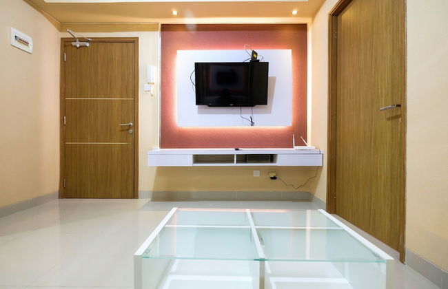 Bright and Stylish 1BR The Oasis Apartment Cikarang - Foto 10
