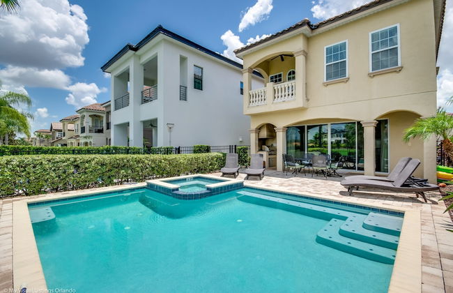 Elegant 5 BD, 5 BH Villa - Foto 20