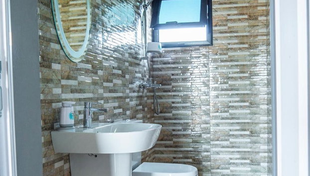 Janneya - Photo 5, Bathroom