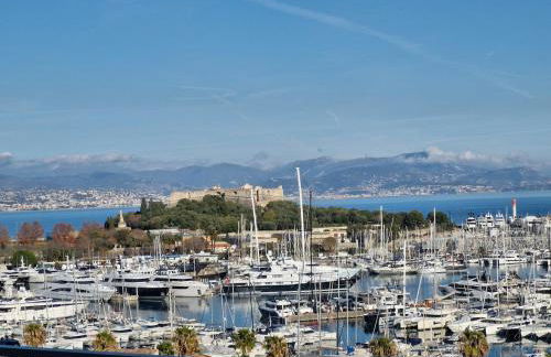 Large 3-bedroom apartment Port Vauban - Foto 29