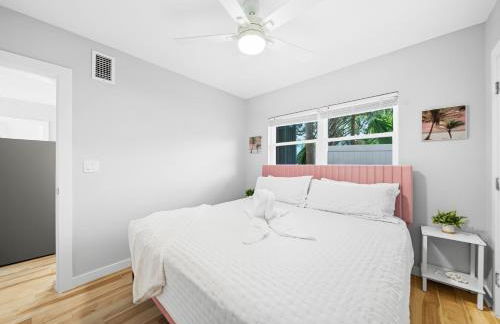 Siesta Key, Heated Pool, Dock on Lagoon, Turtle Beach 1 mile and Crescent Beach 2 miles, 1bdr - Foto 14