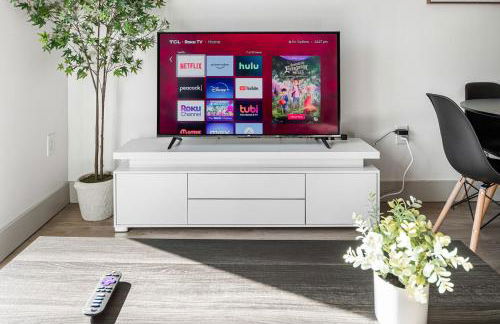 Carolina Blue - Stunning Views, Free Parking and WiFi - Foto 52