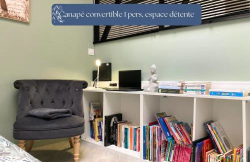 Grand Gîte Le Saule en Scie - 3 étoiles - Spa chauffé, 12 à 14 pers, jardin clos, 30 mn PuyduFou - Foto 27