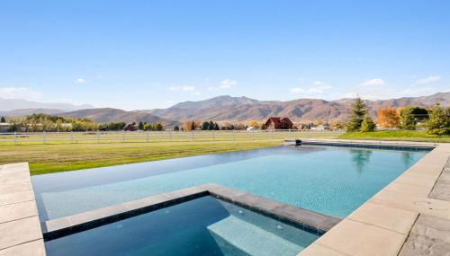 Studio Pool House by Xquisite Rentals - Photo 2