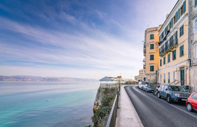 Mouragia Luxury Seaview Suite by Konnect - Foto 16