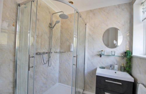 Peaceful first floor apartment close to town centre - Foto 21