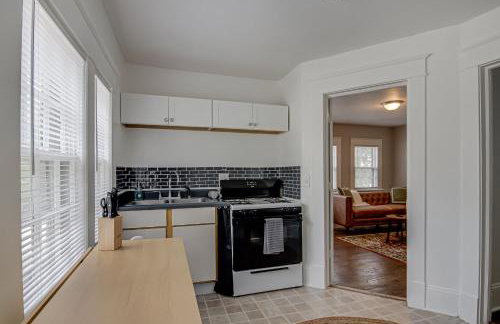 Entire home in Greensboro 1 Mile From Downtown and Amazing Restaurants - Foto 8