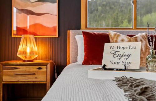 Family Mountain Getaway w Hot Tub and Amazing Views! Close to Hiking & Skiing - Foto 15