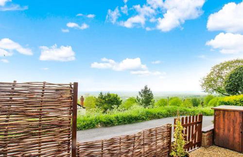 Romantic & Cosy Cottage with Direct Access to the Hills - Foto 3