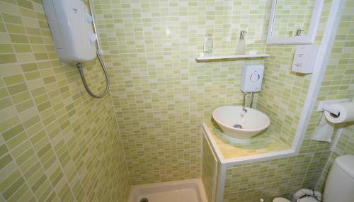 2 bedroomed cottage near quay - Foto 2