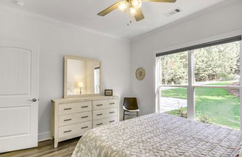 Lakefront McCormick Retreat with Patio and Views - Foto 15