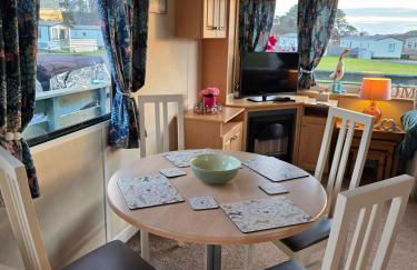 Tranquill caravan with stunning views ideal for relaxation - Foto 15