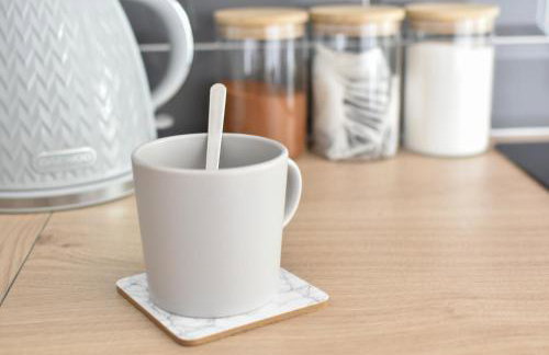 Stylish One Bed Apartment Near Cotswolds RAF - Foto 16