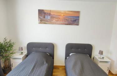 Large Central Apartment - MODERN & Fully Equipped - near fair - Photo 5