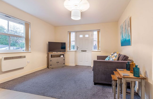 Host Stay Westbrook Court Apartment - Photo 14