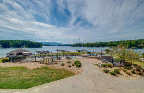 Smith Mtn Lake Retreat Indoor PoolandHot Tub Access - Foto 15