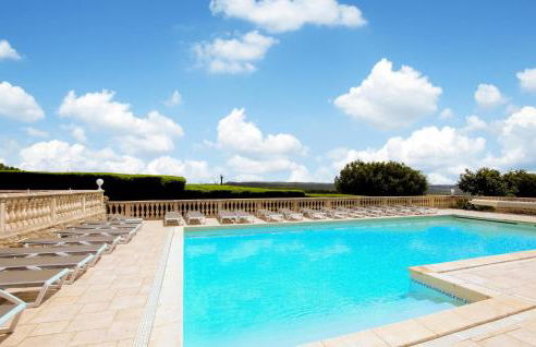 Beautiful Home In Bessas - Photo 11