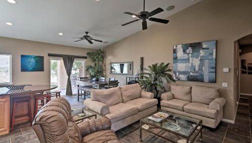 Sun-Soaked Colorado River Haven - Walk to Beaches! - Foto 3