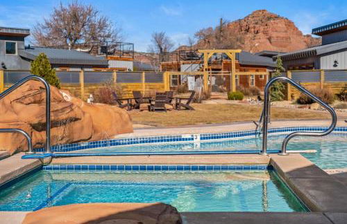 Timber & Tin F 2Bed 2Bath w Pool & Rooftop Deck - Foto 48