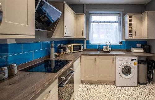 Stylish 3 bedroom Wigan House sleeps 7 - Foto 30