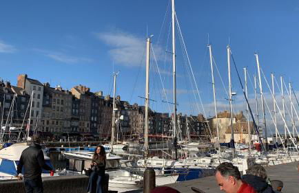 VILLA 600m de la plage calme Location possible à partir de 3 nuitées, pouvant accueillir 6-8 pers Activités nautiques randonnée vélo pêche golf casinos - Foto 61