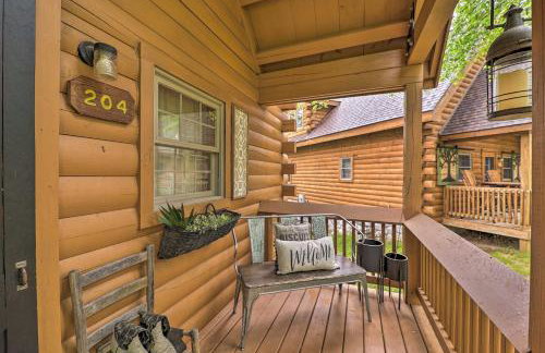 Cozy Retreat with Porch and Double JJ Resort Access! - Foto 20