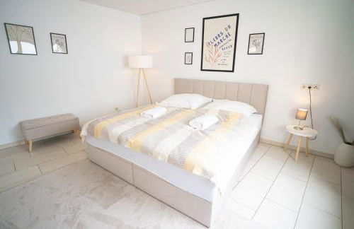 Charmante Wohnung am Drachenfels - Foto 1