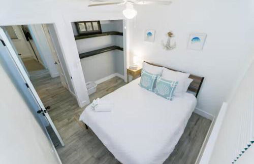 Hot Tub 5 min to beach King Bed - Foto 15