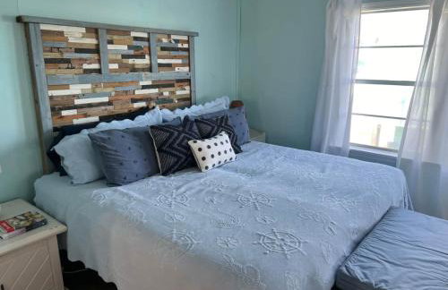 Blue Palm Beach House - HOT TUB & KING BEDS - Foto 24