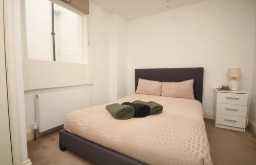 Superb flat near Victoria station - Foto 7