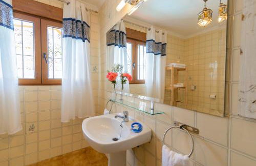 Casa Patio de Los Naranjos Piscina privada - Photo 20