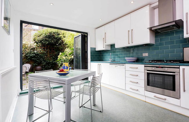 West London Blues in London - Photo 2