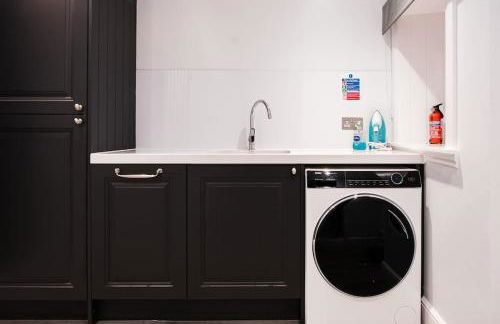 The Old School House, luxury home with hot tub. - Foto 23