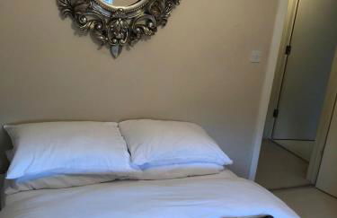 2-Bed Hillside House - Sleeps 4 Garden & Parking - Foto 9