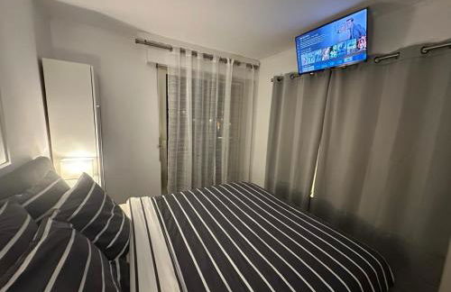 Seafront - beautiful flat with aircon and comfortable loggia - Foto 33