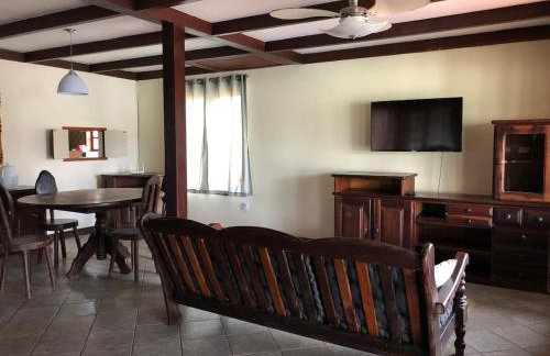 Casa com piscina e churrasqueira • Cabo Frio Ogiva - Foto 18