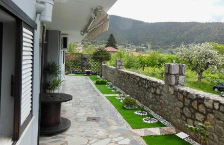 Quiet Mountain View Retreat Helicon, Kyriaki - Photo 1