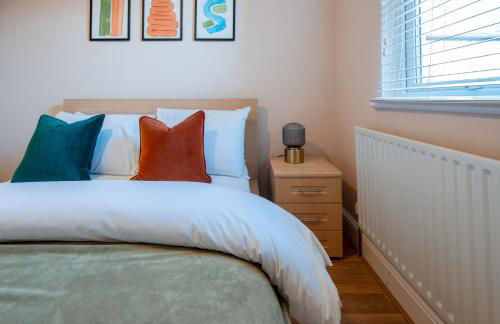 Spacious home 3 min from station - Photo 7