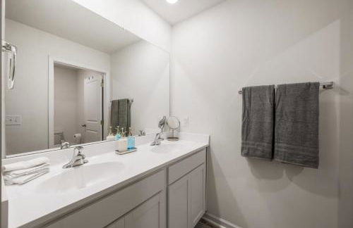 Spacious Farragut 5BR Family & Group Getaway near UT - Foto 42