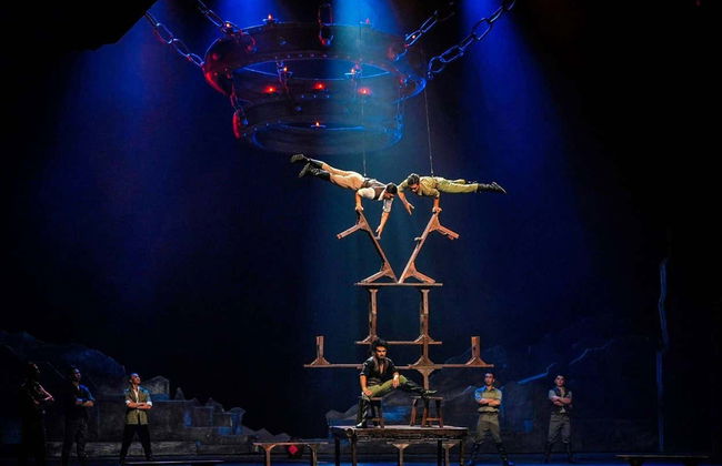 Espectáculo acrobático en el Red Theatre - Foto 5