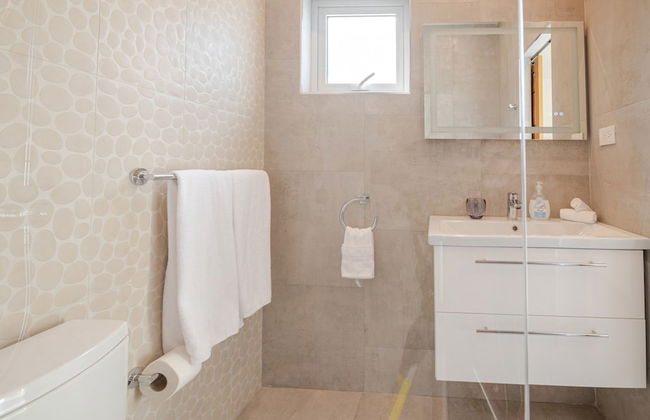 Modern Trestrapi Beach Villa 8 bed 8 Bath 2 Pools - Foto 26