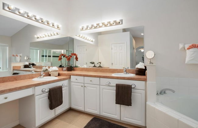 Beautiful 4 Bedroom 3 Bathroom Pool spa Villa - Foto 9