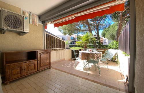 Sol-y-Days Los Amigos, Studio 4 couchages en rez-de-jardin, avec grande terrasse et parking, à 250m de la plage - Photo 1